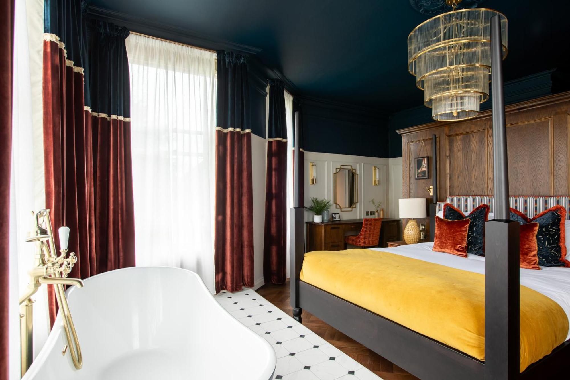 Worplesdon Place Hotel Гілфорд Екстер'єр фото